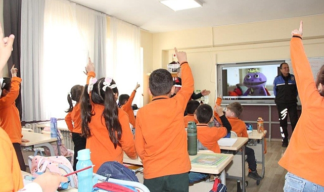 Kırklareli Emniyetinden Öğrencilere Güvenlik Eğitimi