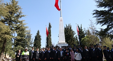 Kırklareli'nde Türk Polis Teşkilatının 180. Kuruluş Yılı Törenlerle Kutlandı