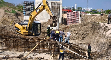 Kırklareli'nde Yüksekten Düşen İşçi Yaralandı