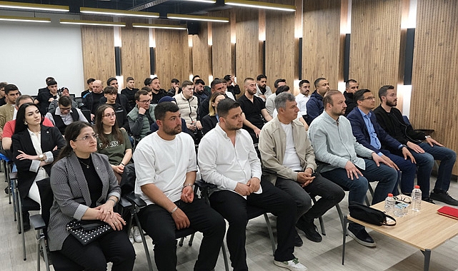 Kırklareli Ülkü Ocakları’ndan Bilgiyle Buluşturan Etkinlik