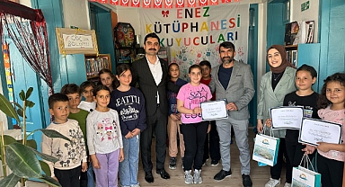 ‘Kitap Kurdu’ Öğrenciler Ödüllendirildi
