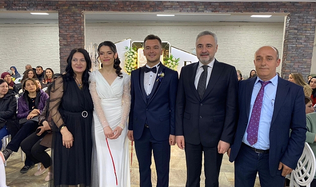 Merve ve Ferdi Evliliğe İlk Adımlarını Attılar