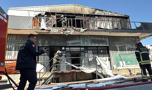 Son Dakika: İş Yerinde Çıkan Yangın Korkuttu