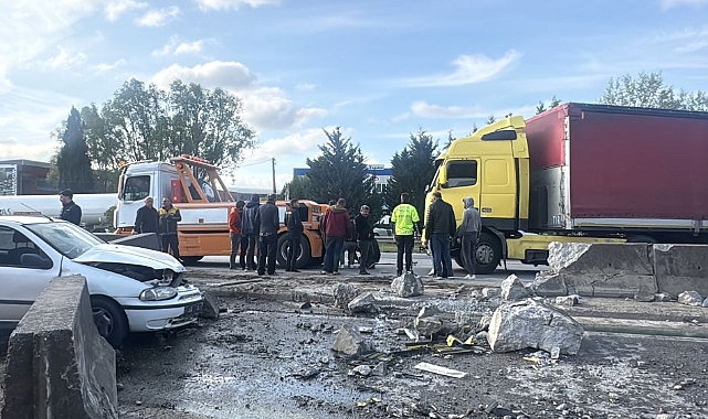 Son Dakika: Zincirleme Trafik Kazası. 1 Yaralı