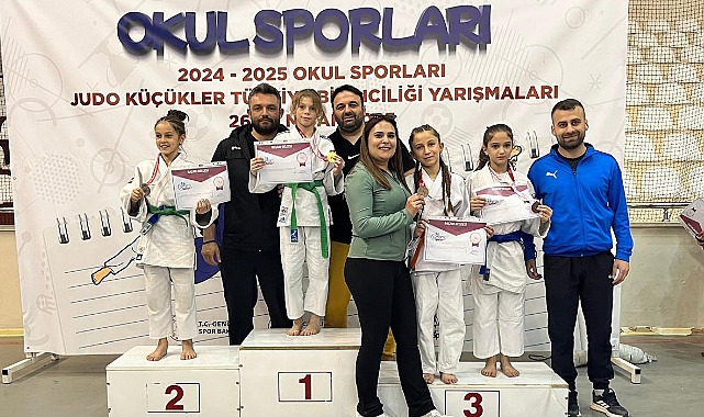 Uzunköprülü Ecrin Türkiye Şampiyonu Oldu!