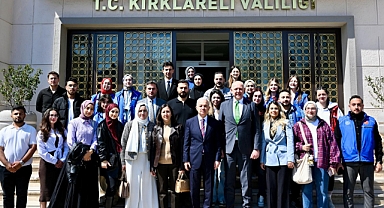 Vali Turan Misafirlerini Ağırladı