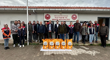 Yüzde 75 Hibeli Yerli Hibrit Ayçiçeği Tohumları Üreticilere Teslim Ediliyor