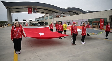 Atatürk’ü Anma ve Barış Koşusu Başladı: Selanik’ten Alınan Toprak Anıtkabir’e Taşınıyor