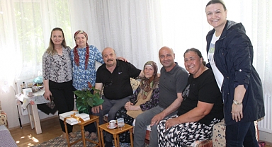 Başkan İN’den Kavaklı’nın En Yaşlı Çınarına Anneler Günü Ziyareti