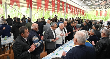 Eller Semaya Yağmur İçin Kalktı!