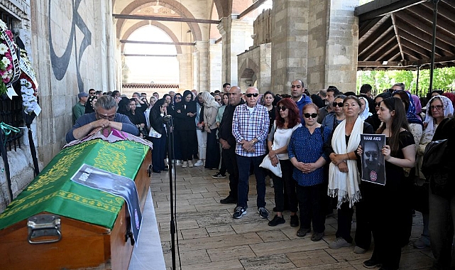 Eski Eş Vahşeti: Cinayete Kurban Giden Kadının Cenazesinde Gözyaşları Sel Oldu