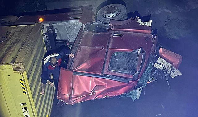 Feci Kaza: Devrilen TIR’ın Sürücüsü Hayatını Kaybetti
