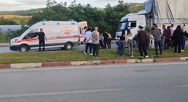 Feci Kaza: Trafik Levhalarına Çarpan Motosikletin Sürücüsü Öldü