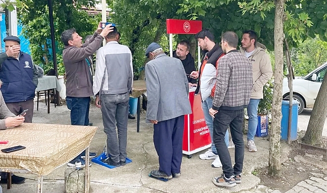 İlçe Sağlık Müdürlüğü Merkezden Sonra Köylerde Vatandaşları Tartıyor!