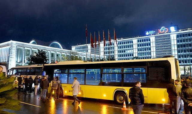 İstanbul’da Toplu Ulaşımda Kriz: Özel Halk Otobüsleri Kontak Kapattı