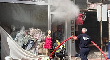 Son Dakika: Bebe Mağazasında Çıkan Yangın Korkuttu