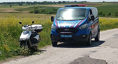 Son Dakika: Motosiklet Devrildi, 2 Yaralı