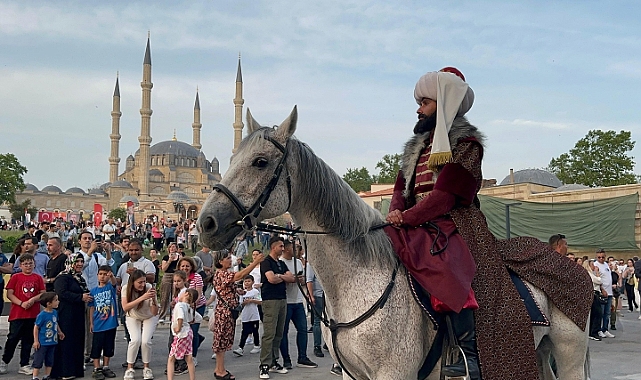 “Sultan Mehmed Büyük Fetih İçin Edirne’den İstanbul’a Yürüdü!”