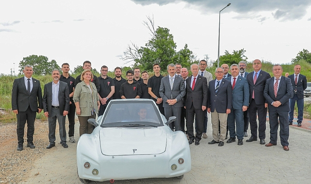 Trakya Üniversitesi Öğrencilerinin Ürettiği Elektrikli Araç Büyük İlgi Gördü