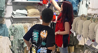 Vakıflar Geleneği Bozmadı; Çocukların Bayramlık Sevinci!
