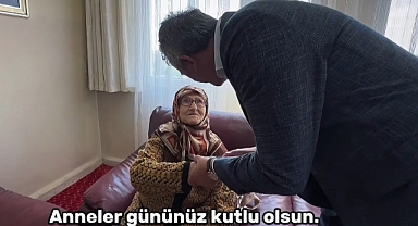 Vali Sezer Anneler Gününde Hem Duygulandı Hem Duygulandırdı