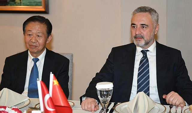 Vekil Sarıçam Çin Heyetiyle Bir Araya Geldi
