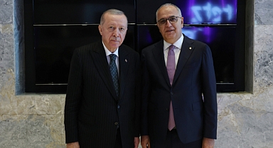 Cumhurbaşkanı Erdoğan, TVF Başkanı Mehmet Akif Üstündağ’ı Kabul Etti