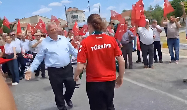 Edirneli Şampiyonun Memleketinde Namına Yakışır Karşılama!