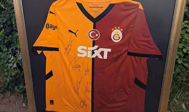 Sarı Kırmızı Gece’de Osimhen Forması 160 Bin TL’ye Satıldı