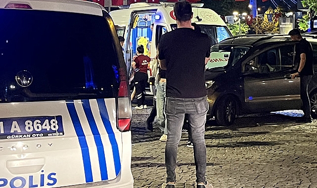 ŞOK! Sokak Ortasında Bıçaklı Kavga