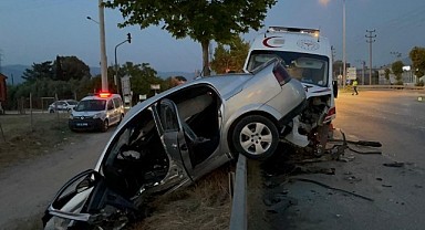 Son Dakika: Ambulansla Otomobil çarpıştı, 1 Yaralı