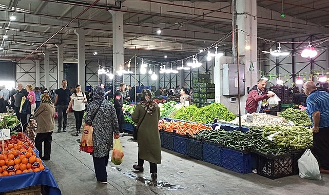 Kırklareli Çarşamba Pazarı’nda Yaz Hareketliliği