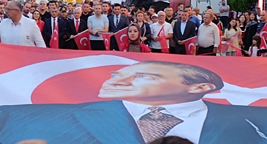 Kırklareli'nde Binlerce Kişi Demokrasi Yürüyüşünde Tek Yürek Oldu