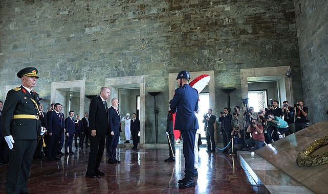 30 Ağustos Zafer Bayramı: Cumhurbaşkanı Erdoğan, Anıtkabir’de Düzenlenen Törene Katıldı
