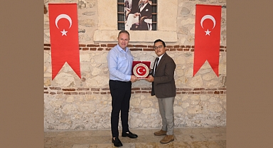 Başkan Ilık, Hindistan İstanbul Başkonsolosu Mijito Vinito’yu Ağırladı