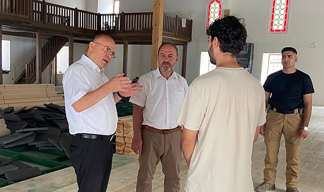 Kaymakam Köken Tarihi Camii Restorasyonu İle İlgili Hem Bilgi Aldı Hem de Önerilerini Paylaştı