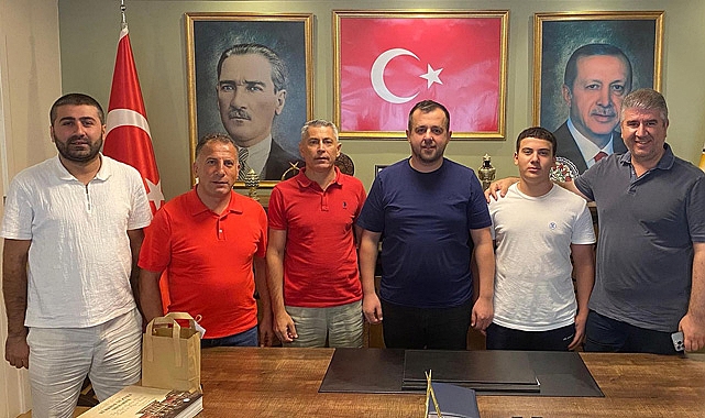 Malatyalılar Derneği’nden AK Parti İl Başkanlığına Ziyaret