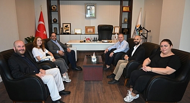 Soner Ilık, Misafirlerini Ağırlamaya Devam Ediyor