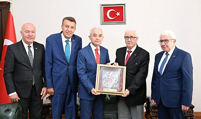 48 yıllık emeğin gururu: “Yılın Ahisi” oldu