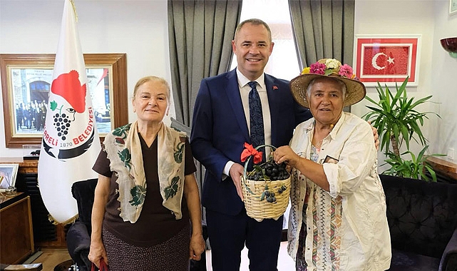 Başkan Bulut, “Üzüm Ana” Hatice Kunt’u Konuk Etti