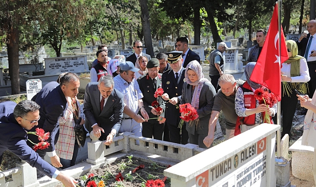 Edirneli Şehitlerimiz Kabirleri Başında Anıldılar