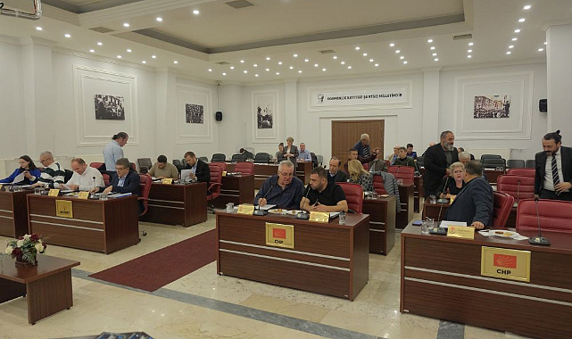 Kırklareli Belediye Meclisi'nden Başkan Bulut'a 1,1 Milyar Liralık Kredi Yetkisi