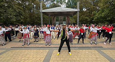 Kırklareli Belediyesi Halk Dansları Topluluğu Bulgaristan’da Kültür Elçisi Oldu