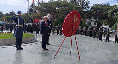 Kırklareli Valisi Uğur Turan’ın 29 Ekim Cumhuriyet Bayramı Kutlama Mesajı
