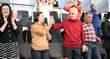 Protokol, Kırklareli'nin Gururu Basketbol Takımını Yalnız Bırakmadı