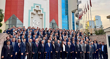 Başkan Bulut, MHP’nin Belediye Başkanları İstişare Toplantısına Katıldı