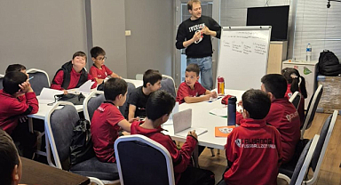 Çalhanoğlu Futbol Okulu Fark Yaratıyor