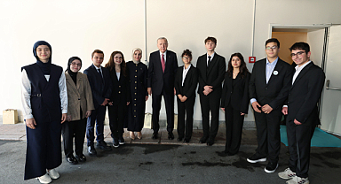 “Dijital kuşatmanın dünya genelinde şiddetini artırdığı bir dönemde aile kurumunun üzerine titriyoruz”