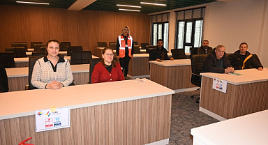 Emlakçılar Mesleki Yeterlilik Belgesi İçin Ter Döktü