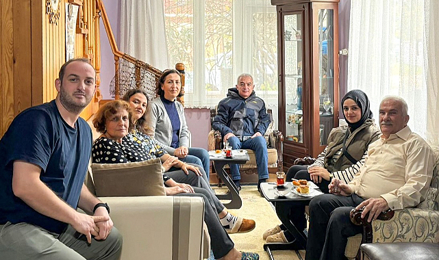 Öğretmenler Günü'nde Anlamlı Ziyaret